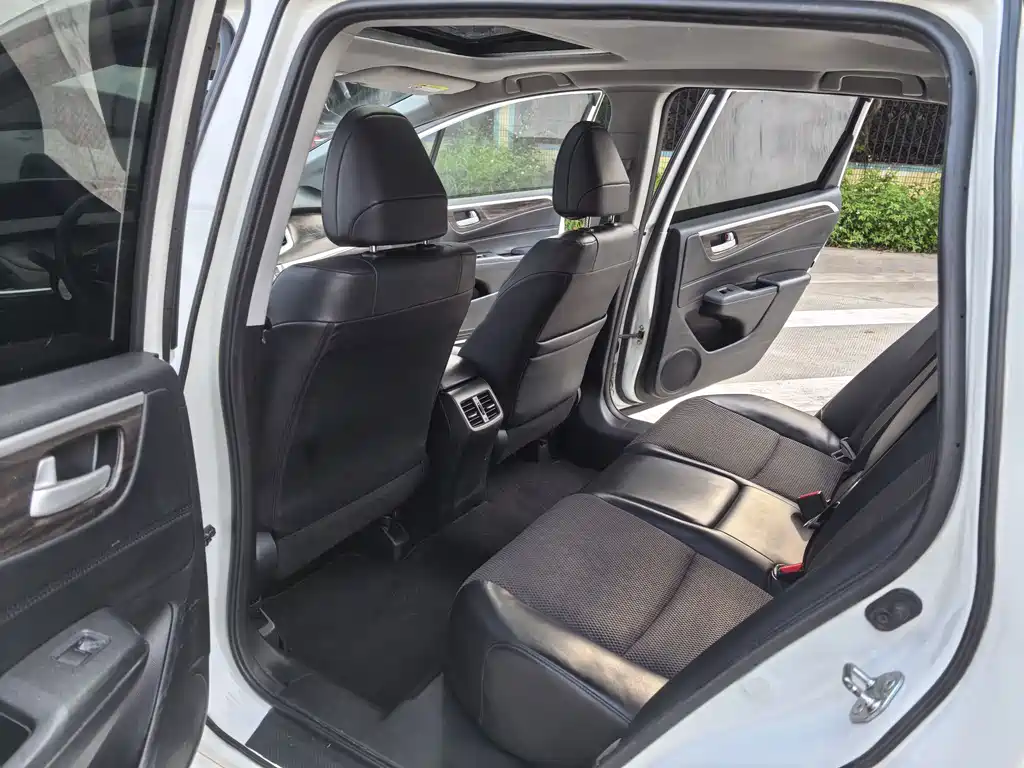 Honda Jade 2018 — фото 12