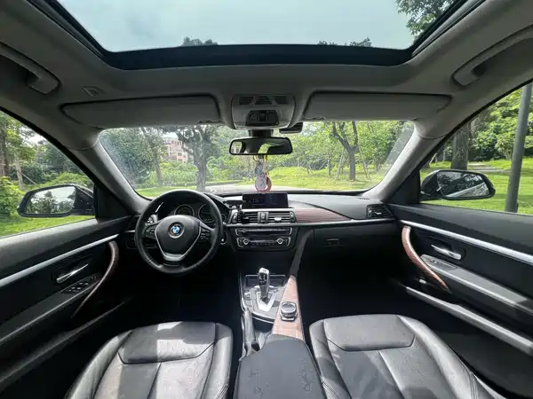 BMW 3 Series GT 2015