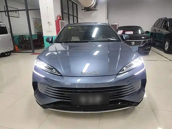 BYD Seal 07 DM-i 2025