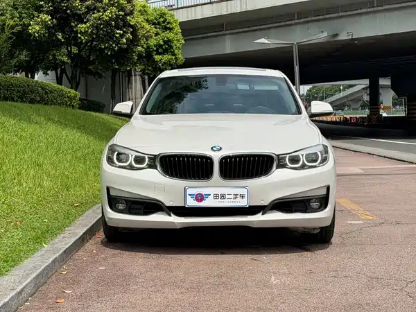 BMW 3 Series GT 2019