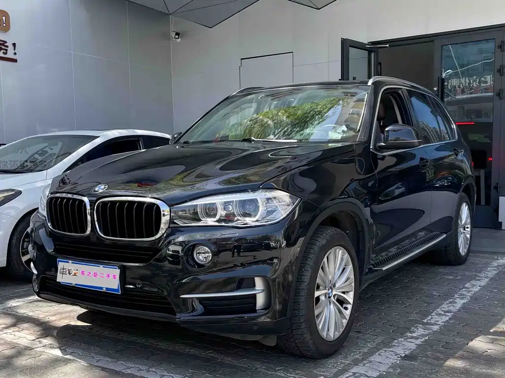 BMW X5 2015 — фото 1