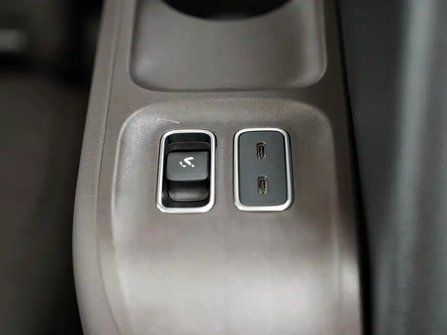 Mercedes-Benz GLS 2023 — фото 21