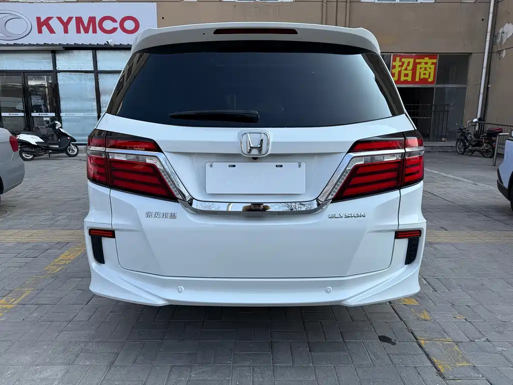 Honda Elysion 2017 — фото 18