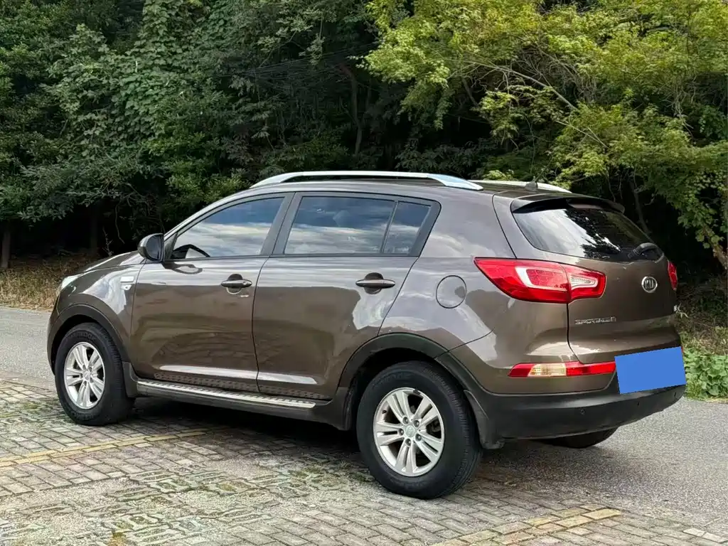 Kia Sportage 2012 — фото 6