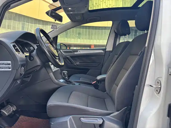 Volkswagen Golf Jialu 2016