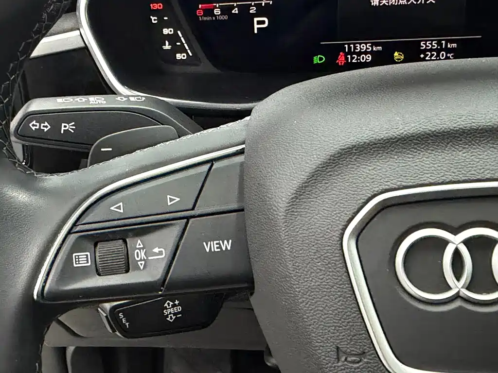 Audi Q3 2022 — фото 12