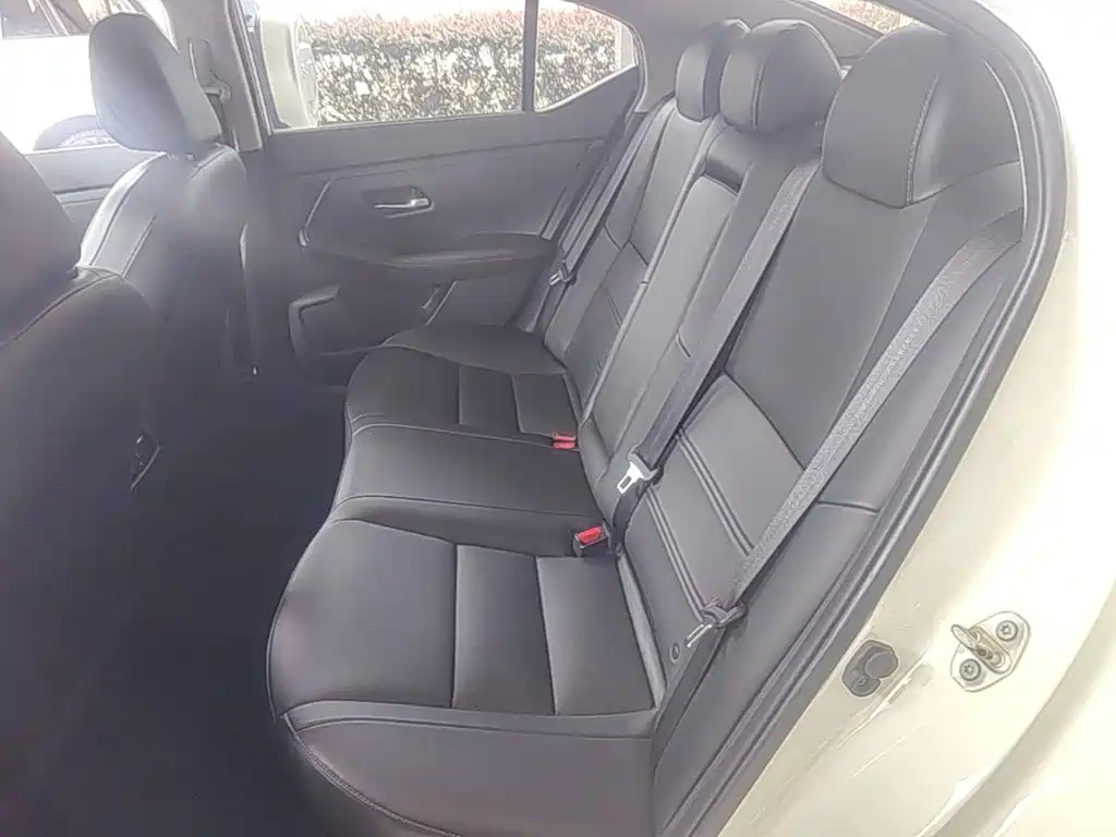 Nissan Sylphy 2023 — фото 17