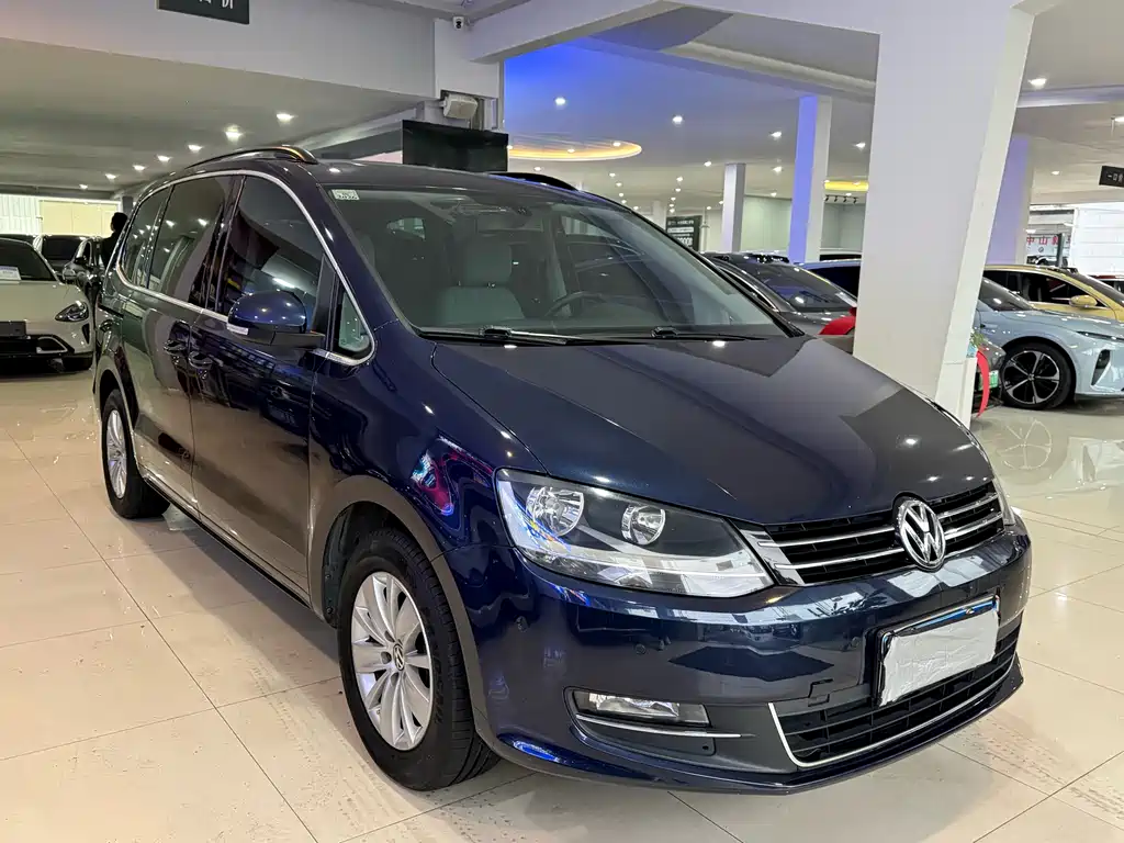 Volkswagen Sharan 2015 — фото 3