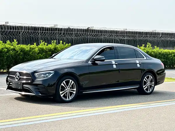 Mercedes-Benz E-Class 2022