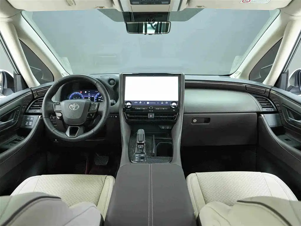 Toyota Alphard 2024 — фото 6