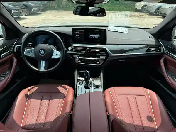 BMW 5 Series 2022