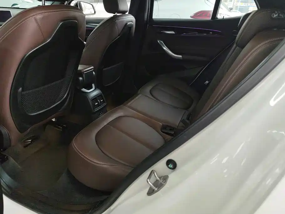 BMW X2 2022 — фото 11
