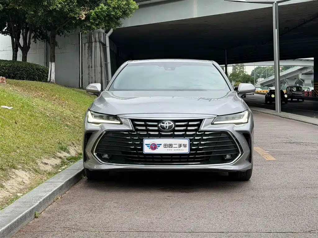 Toyota Avalon 2022 — фото 2