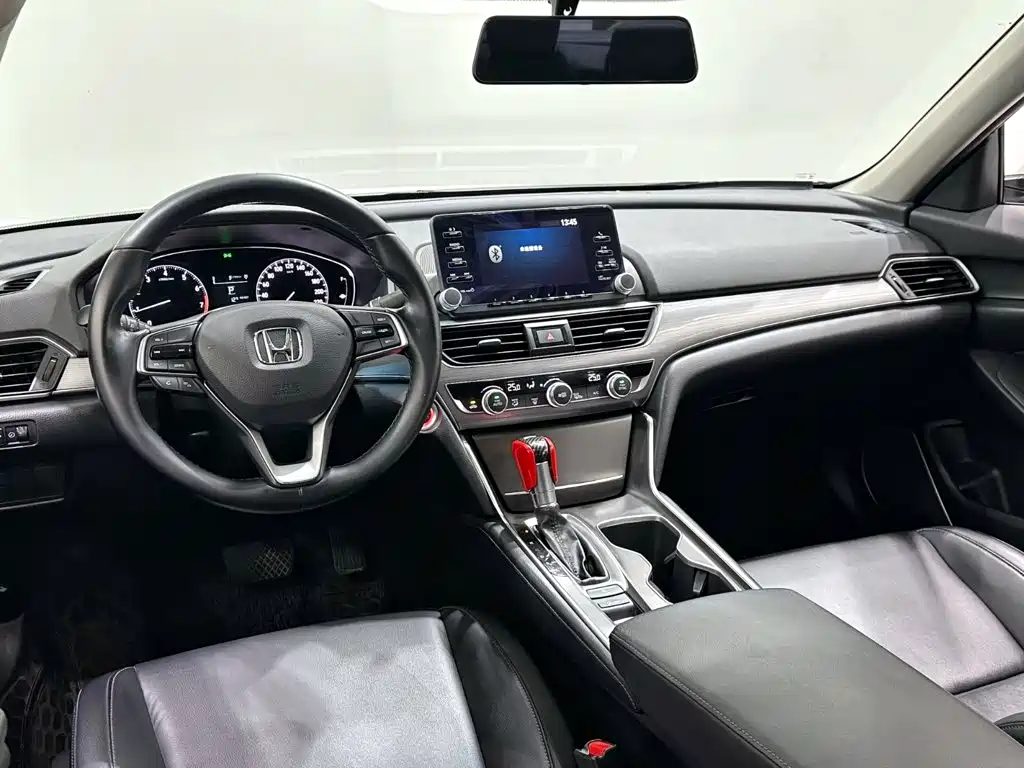 Honda Accord 2020 — фото 9
