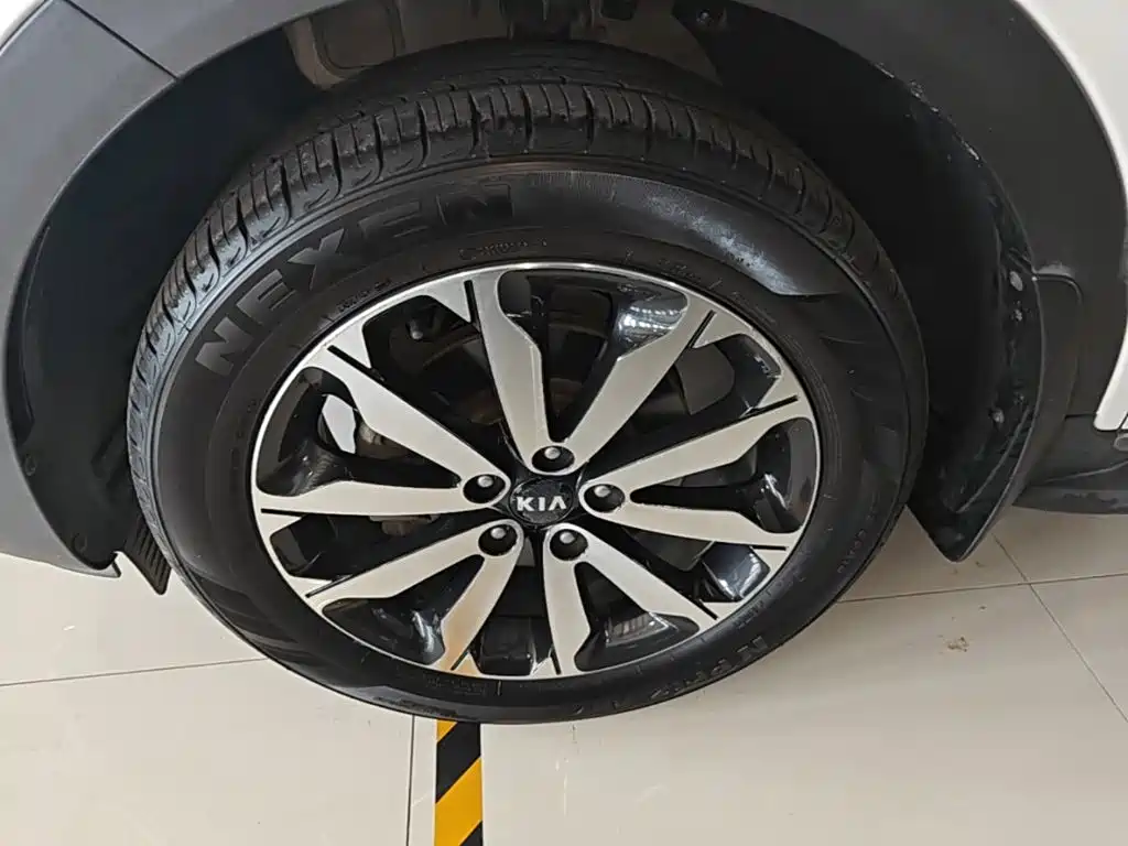 Kia KX5 2017 — фото 23