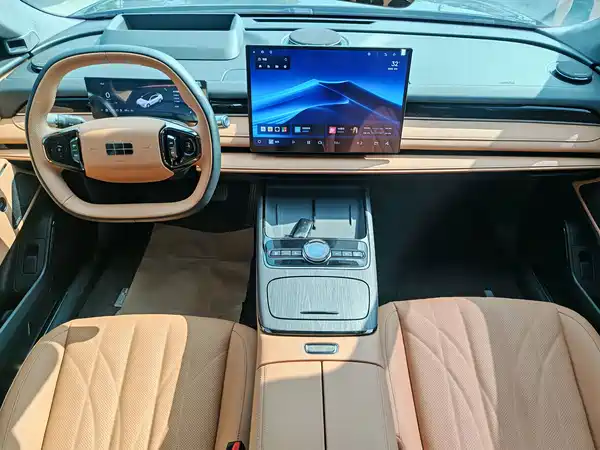 Geely Galaxy Starshine 8 2025