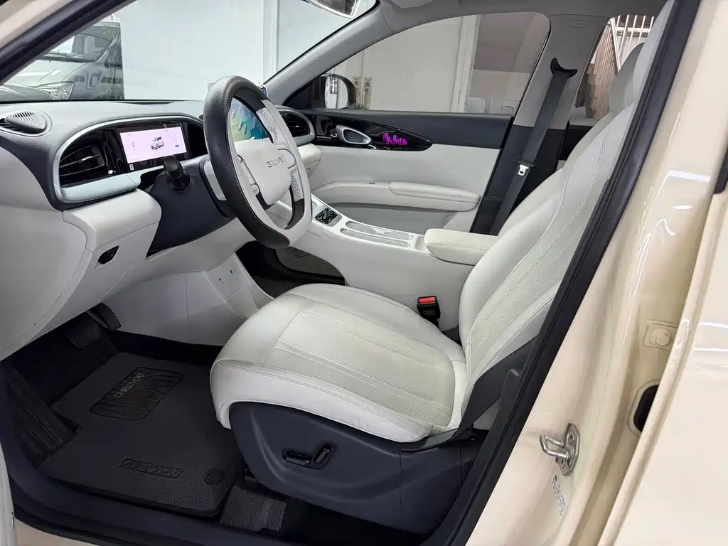 Geely Galaxy Starwish 2025 — фото 5
