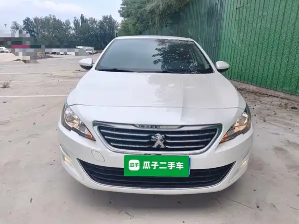 Peugeot 408 2016