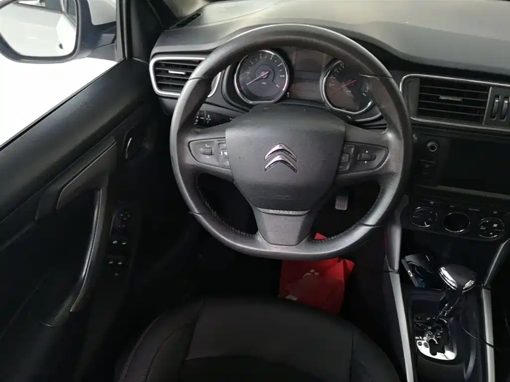 Citroen C3-XR 2016 — фото 11
