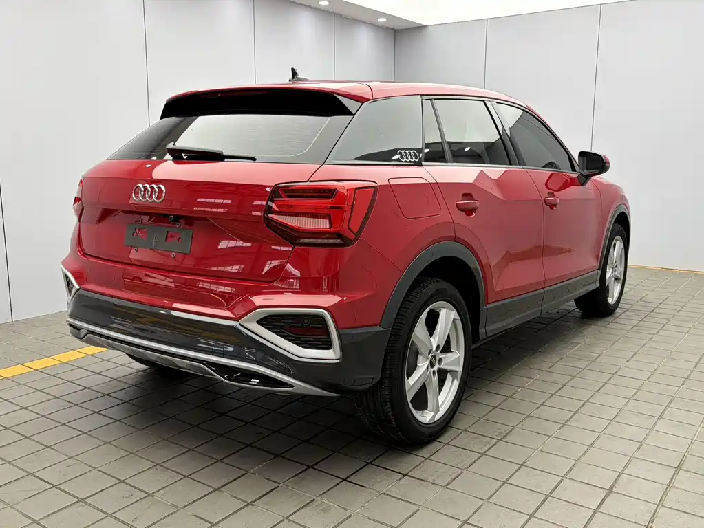 Audi Q2L 2022