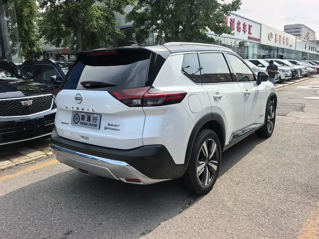Nissan X-Trail 2023 — фото 19