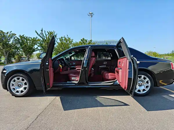 Rolls-Royce Ghost 2013