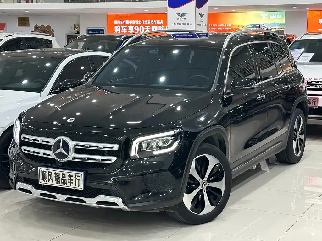 Mercedes-Benz GLB 2023