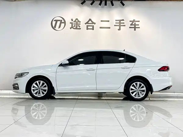 Volkswagen Bora 2021