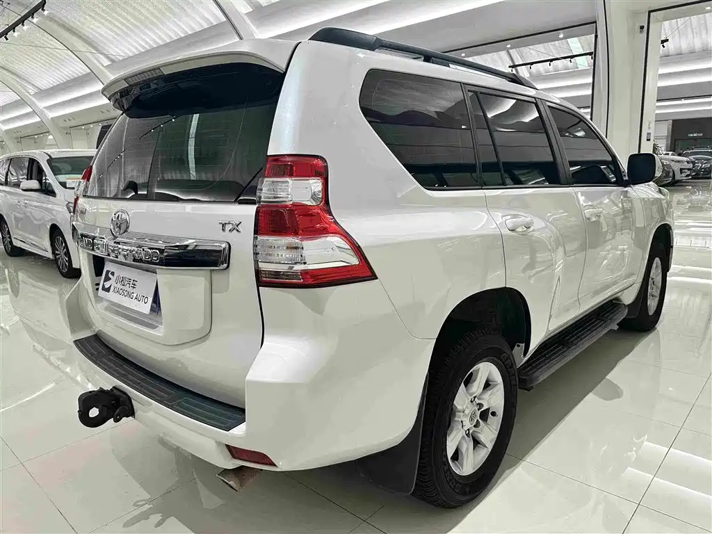 Toyota Prado 2015 — фото 15