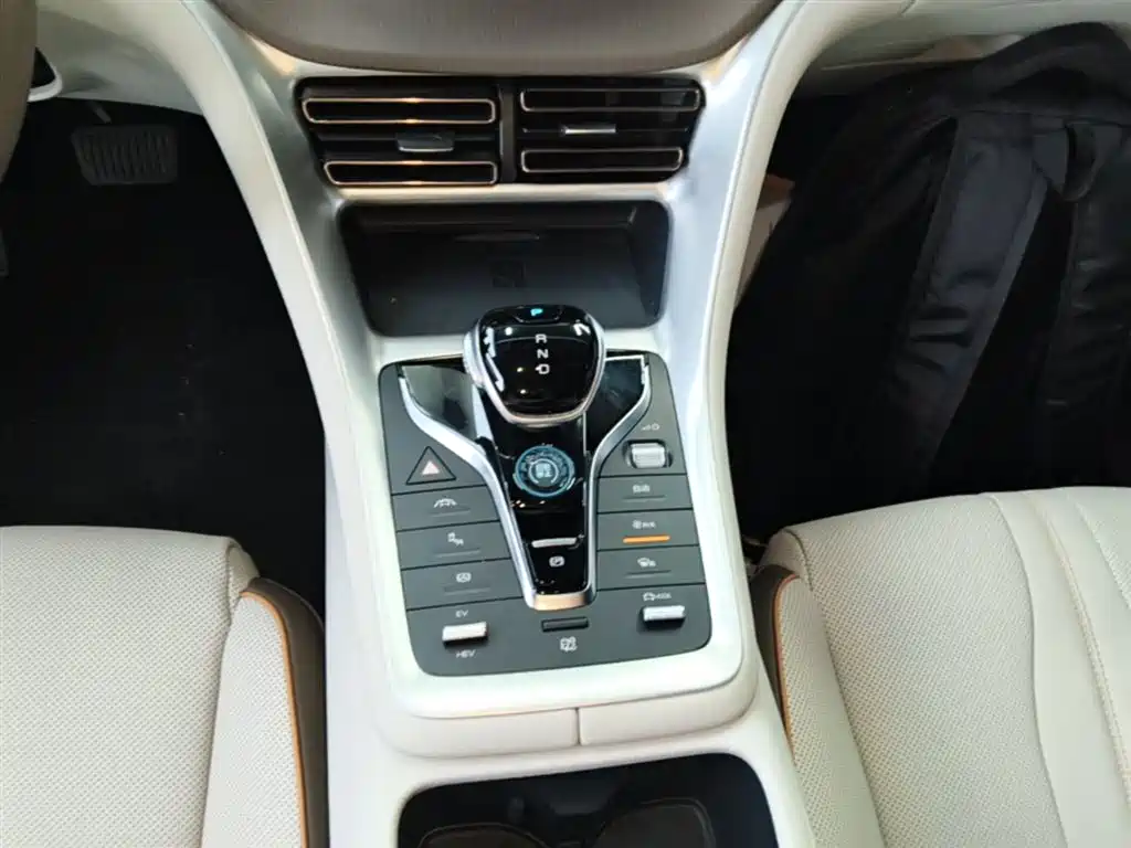 BYD Pro New Energy 2023 — фото 14