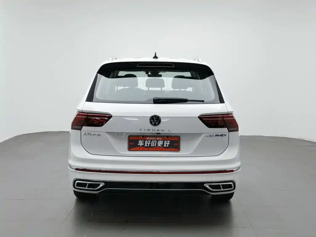 Volkswagen Tiguan L Plug-In Hybrid 2024 — фото 4