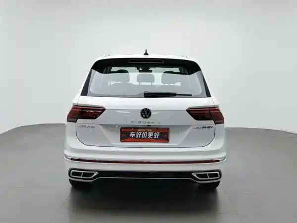 Volkswagen Tiguan L Plug-In Hybrid 2024