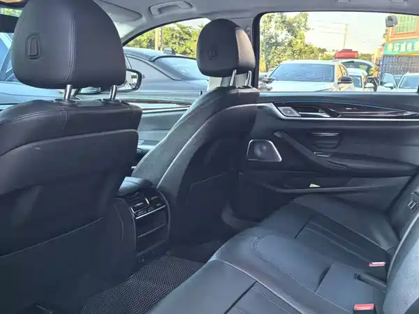 BMW 5 Series 2018