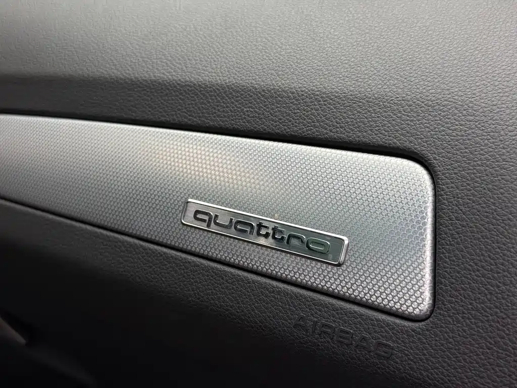 Audi Q5 2015 — фото 20
