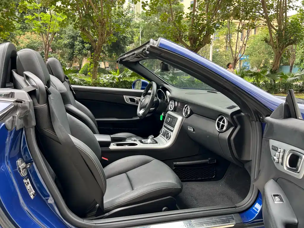 Mercedes-Benz SLC 2017 — фото 7