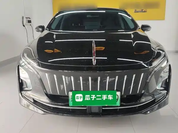 Hongqi E-QM5 2025