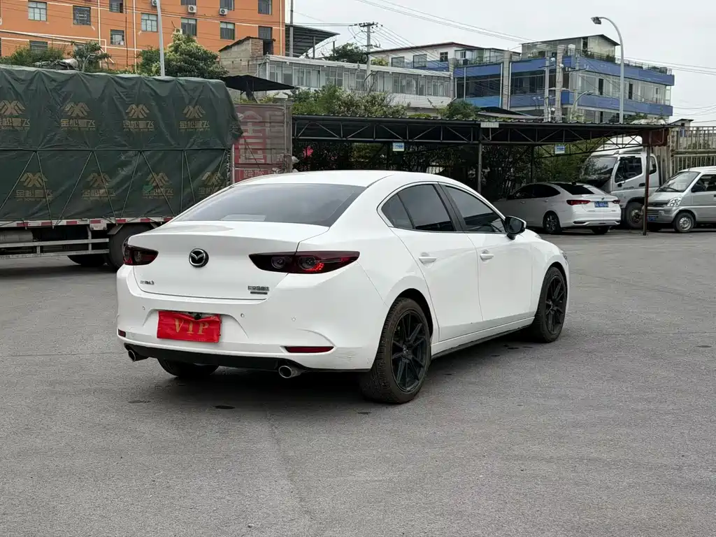 Mazda 3 Axela 2020