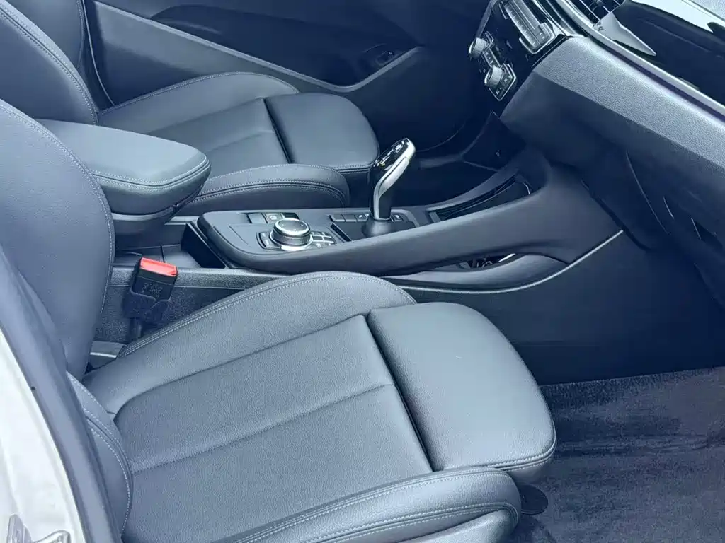 BMW X1 2022 — фото 19
