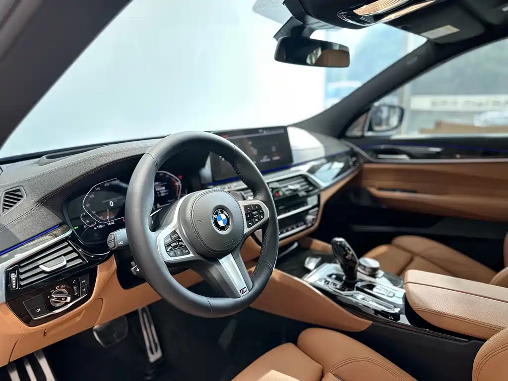 BMW 6 Series GT 2024 — фото 10
