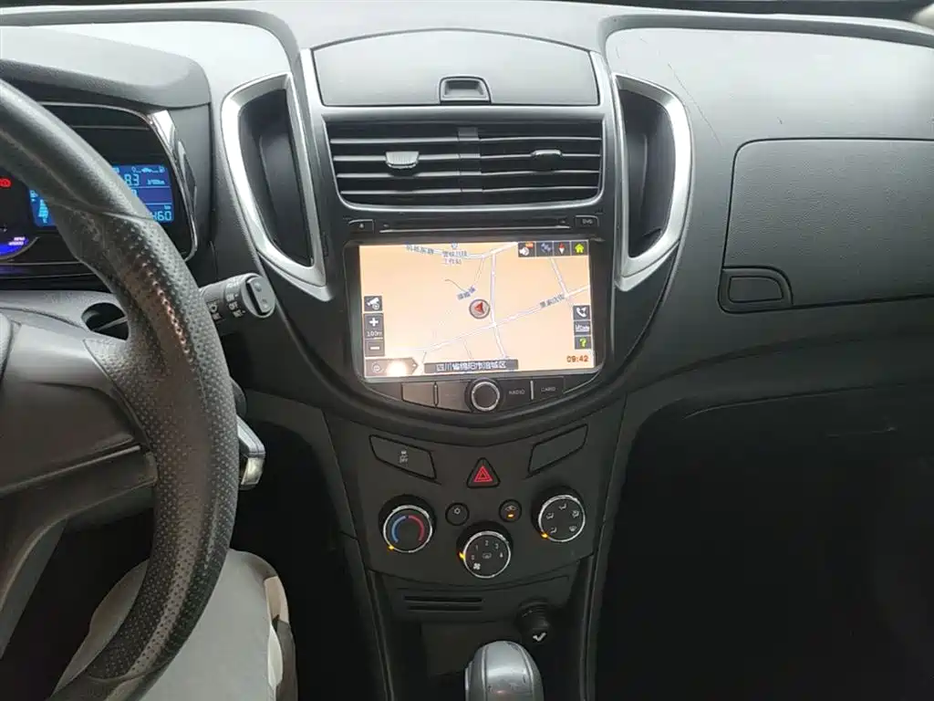 Chevrolet Trax 2016 — фото 13