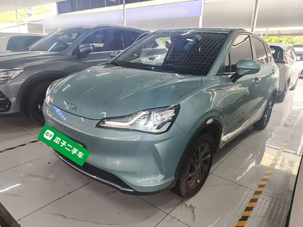 Neta V 2022