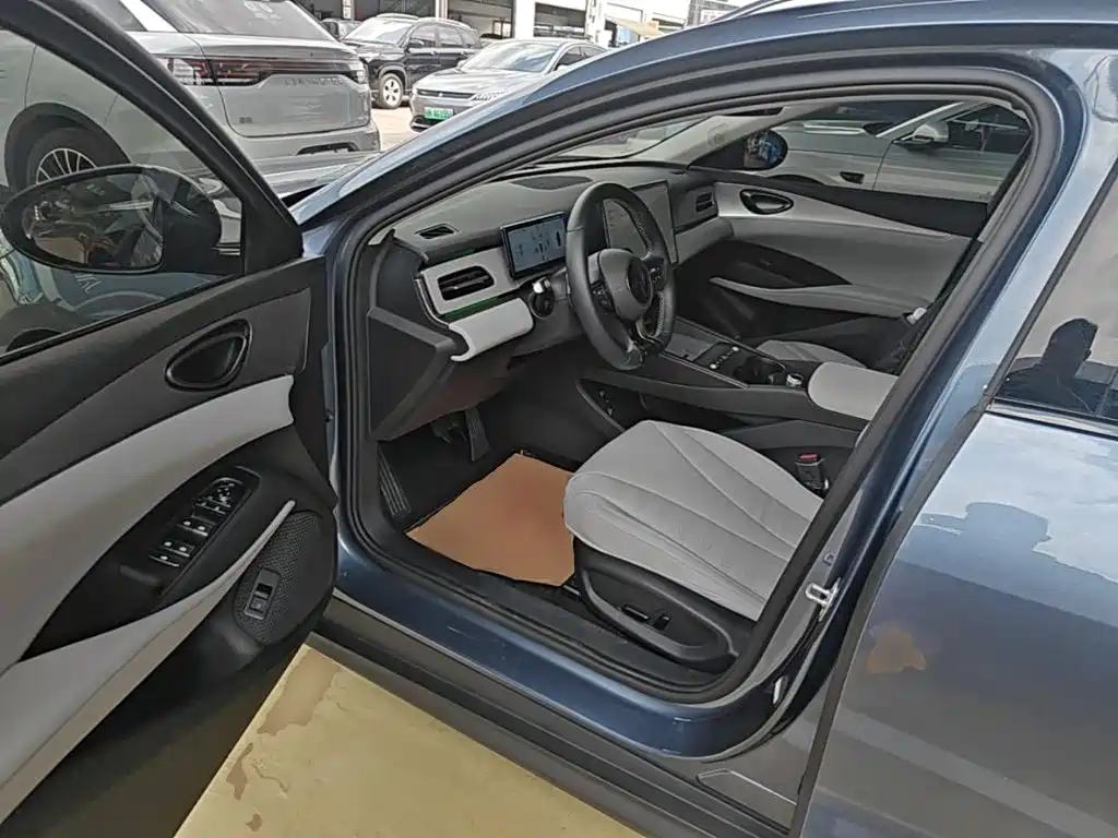 BYD Seal 06 DM-i Travel Edition 2025 — фото 16
