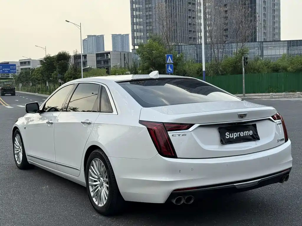 Cadillac CT6 2019 — фото 10