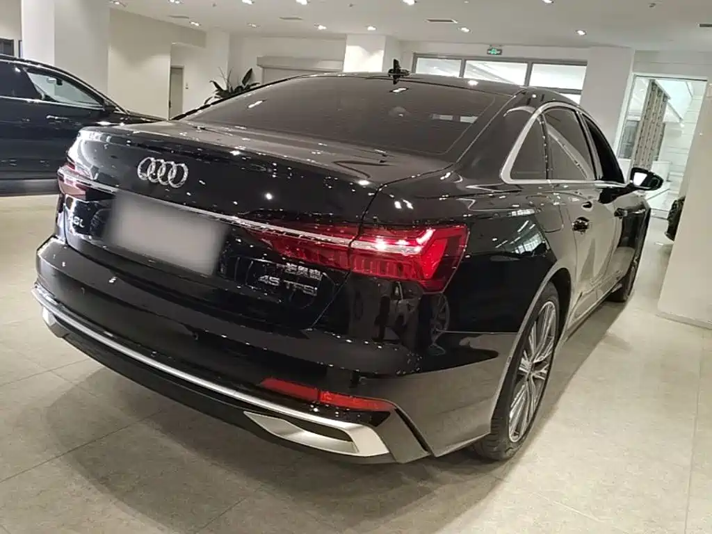 Audi A6L 2025