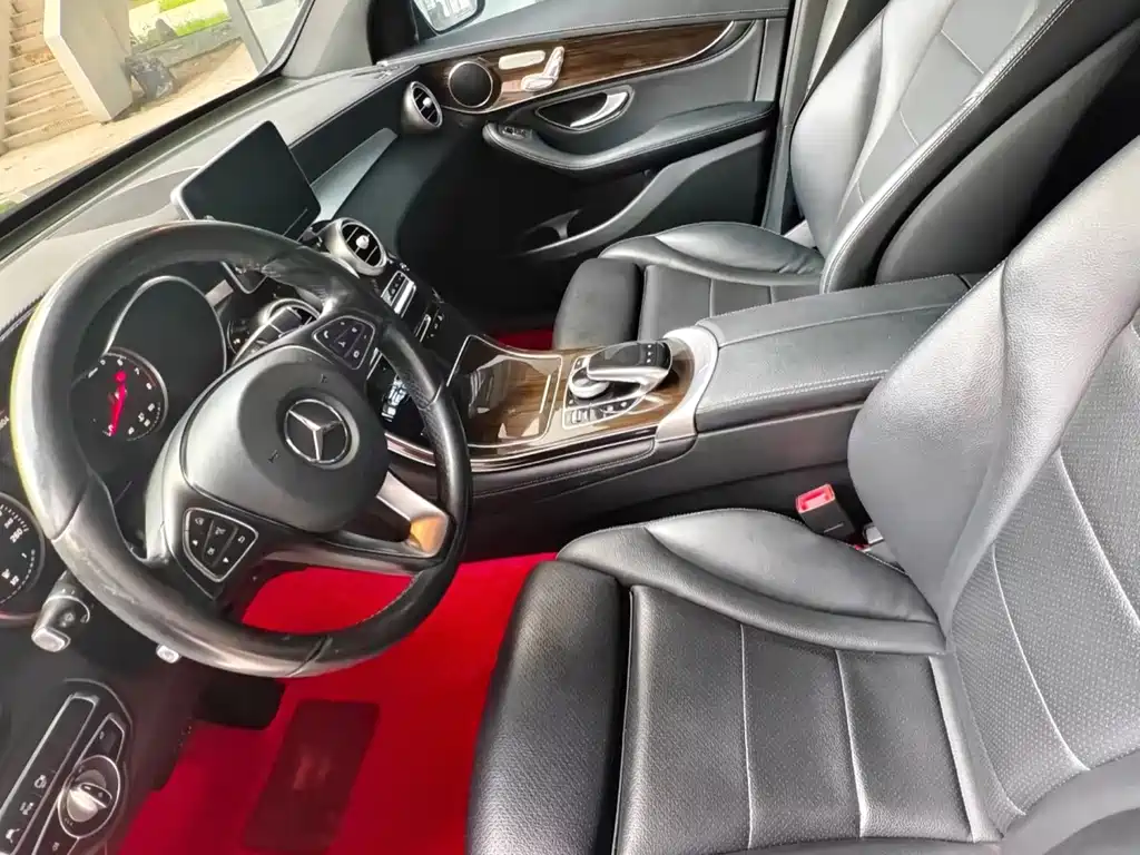 Mercedes-Benz GLC 2018 — фото 4