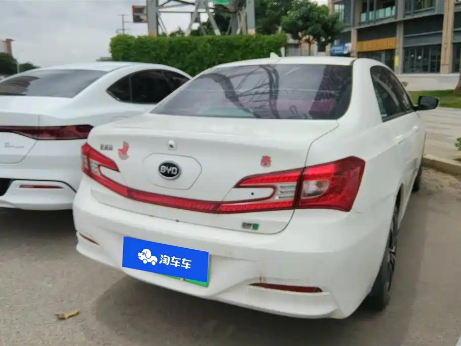 BYD Qin NEV 2017 — фото 3