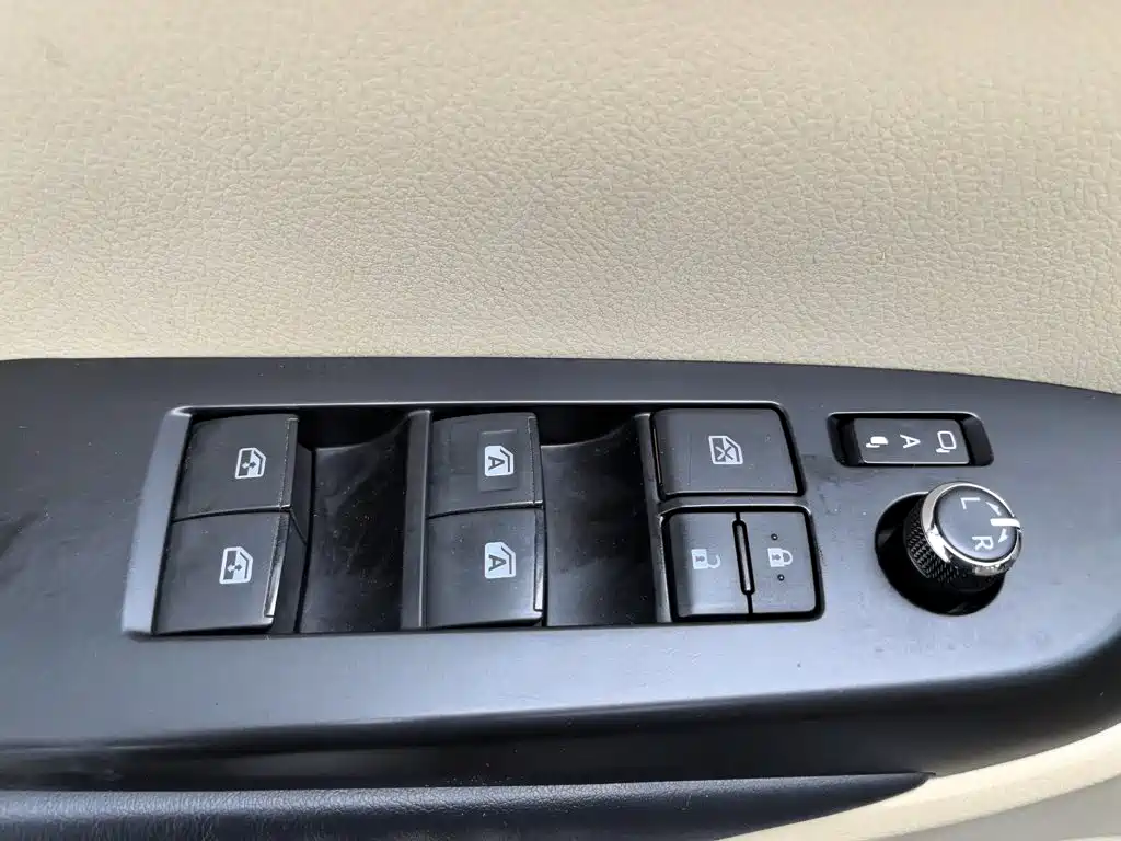 Toyota Highlander 2018 — фото 9