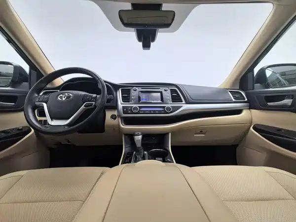 Toyota Highlander 2018