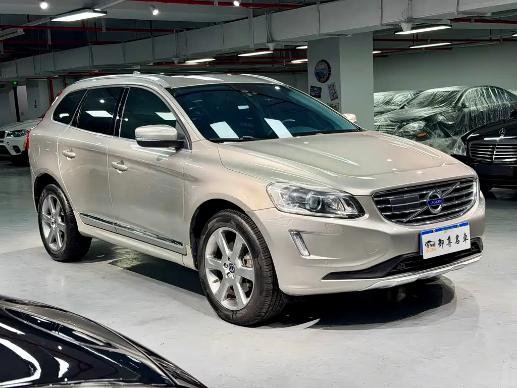 Volvo XC60 2015 — фото 3
