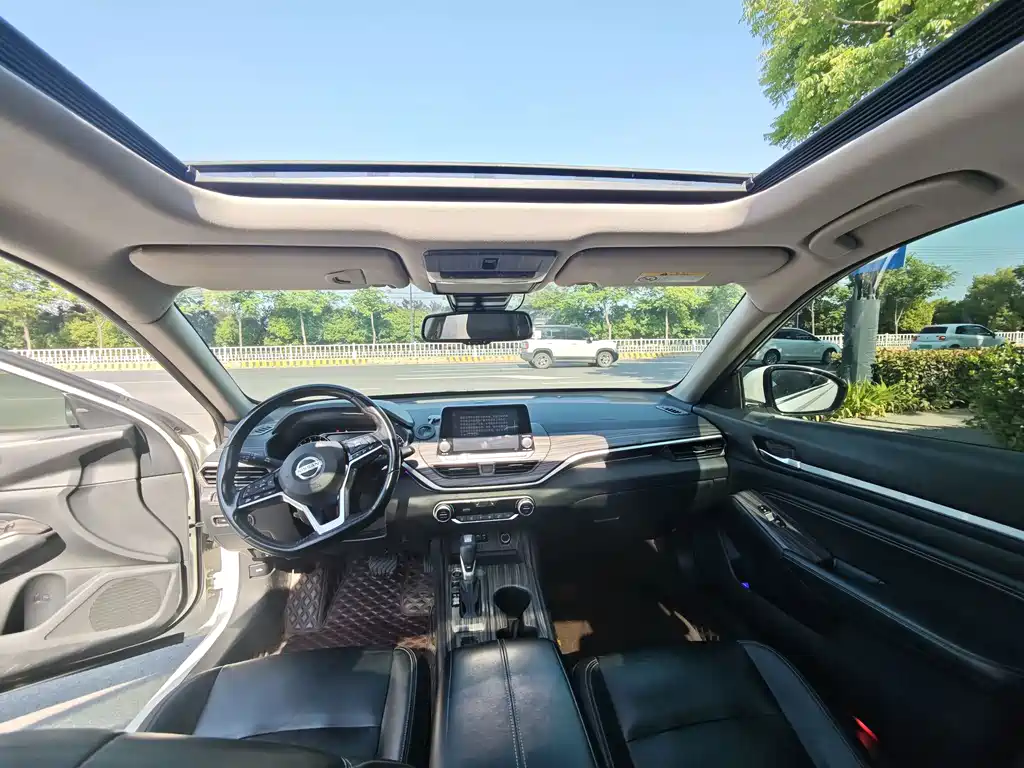 Nissan Teana 2020